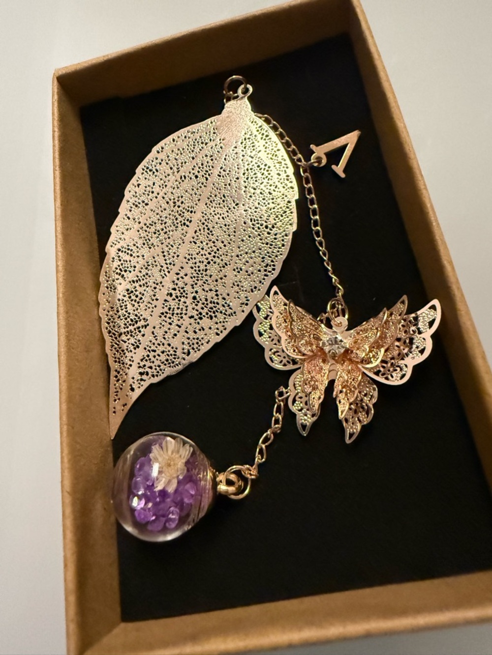 Handmade Gold Leaf and Butterfly Pendant Bookmark - Gold - Picture 3 of 4